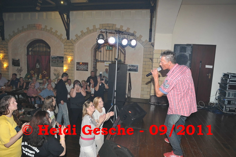 Heiko on Stage (03).JPG